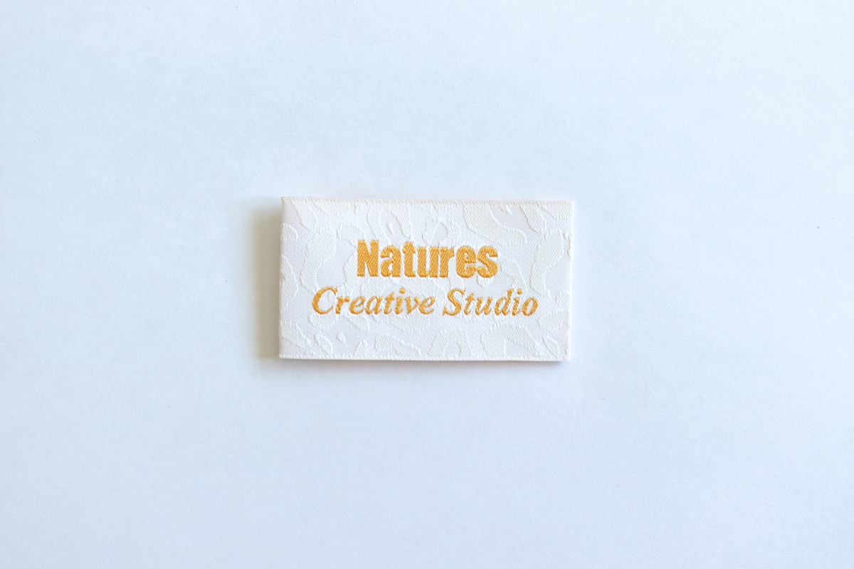 エンボス加工のような立体感のある柄を表現しました（R2-1）Natures
