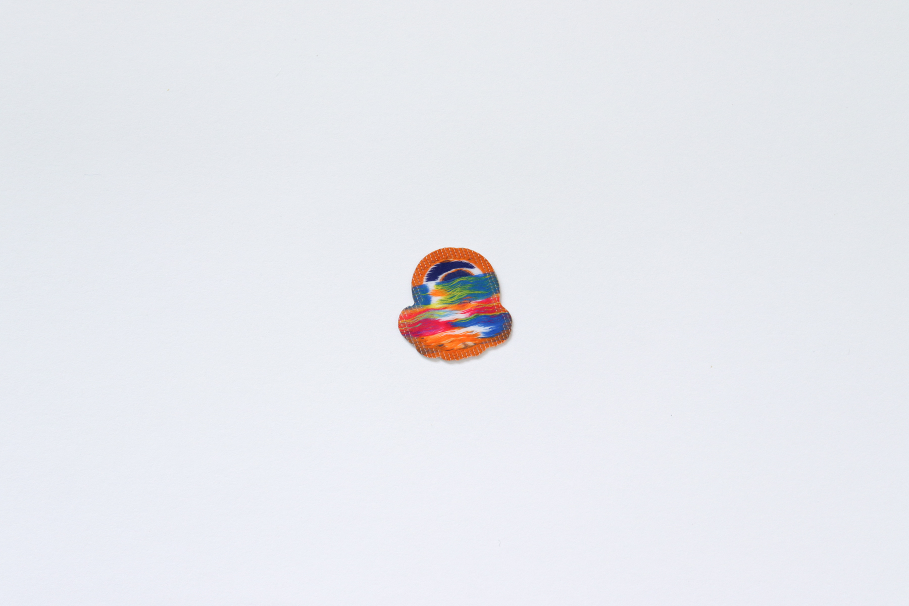 ミニサイズのワッペン（R511-5）あまびえちゃん - 越前織のお守り・織